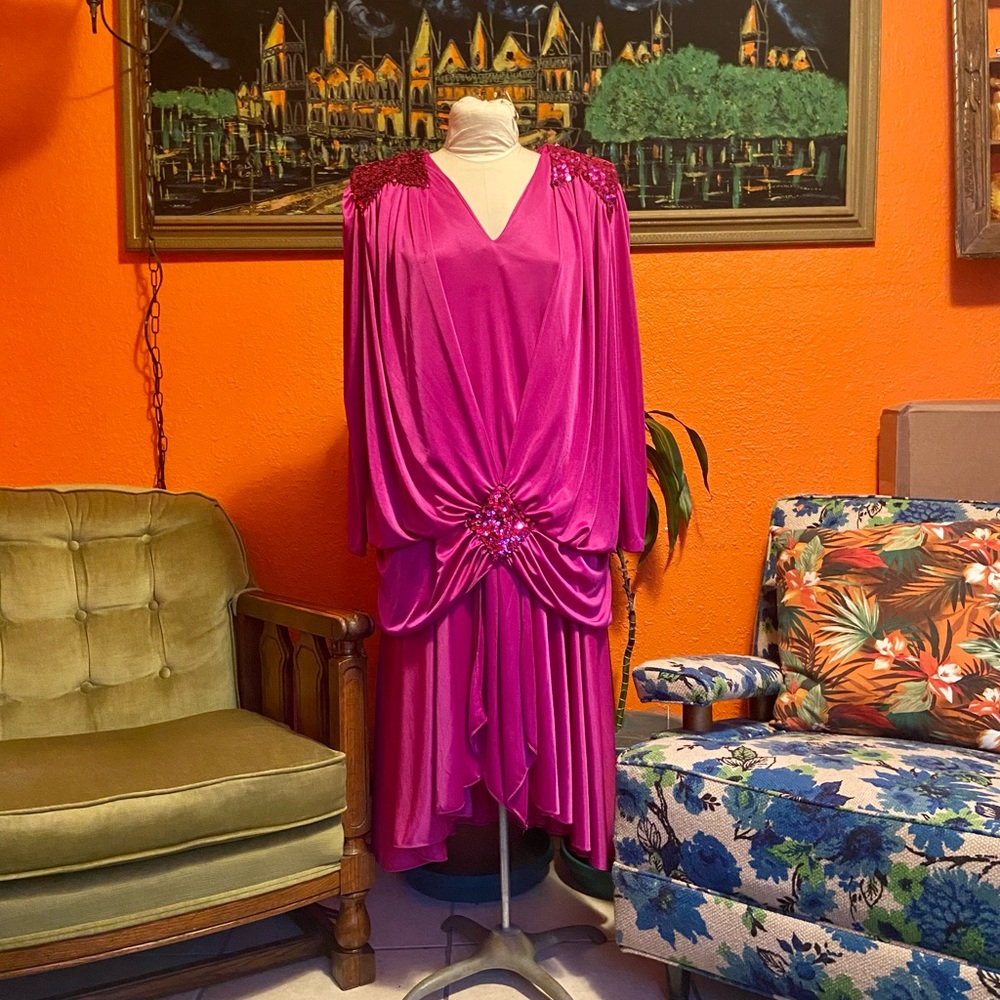 Screamin’ purple sequined 80s Dynasty dress